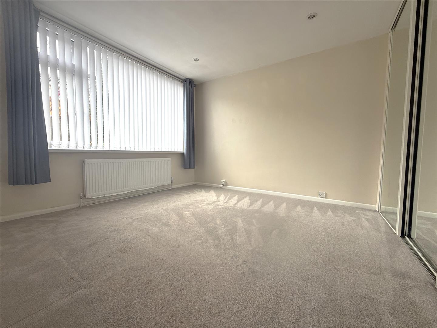 Woodcote, Killay, Swansea, SA2 7AZ